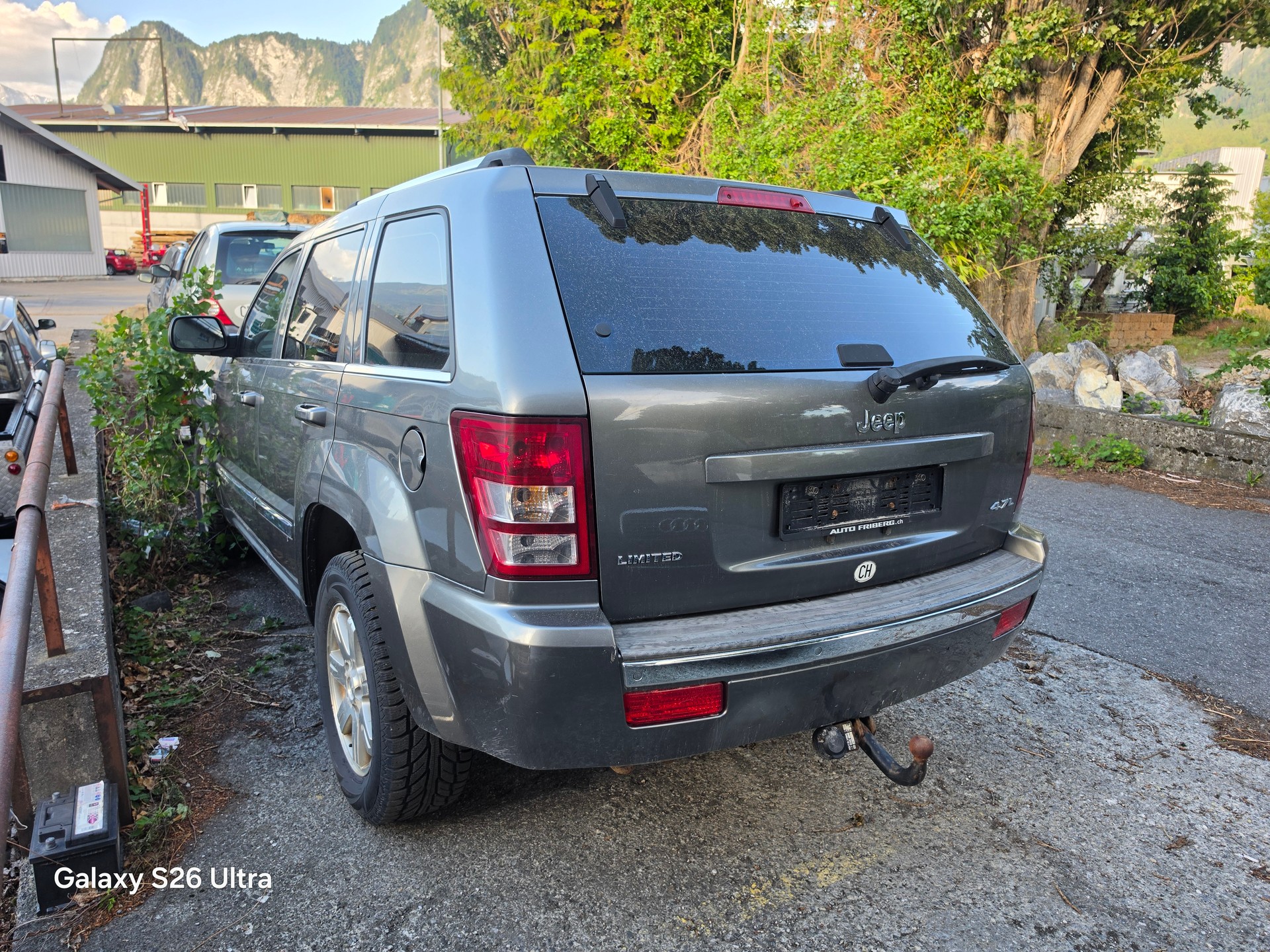 JEEP Grand Cherokee-image-4