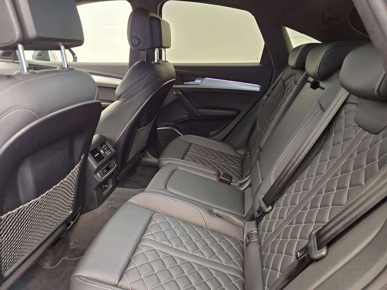 AUDI Q5 Sportback 50 TFSI e PHEV Black Edition quattro S-tronic-image-12