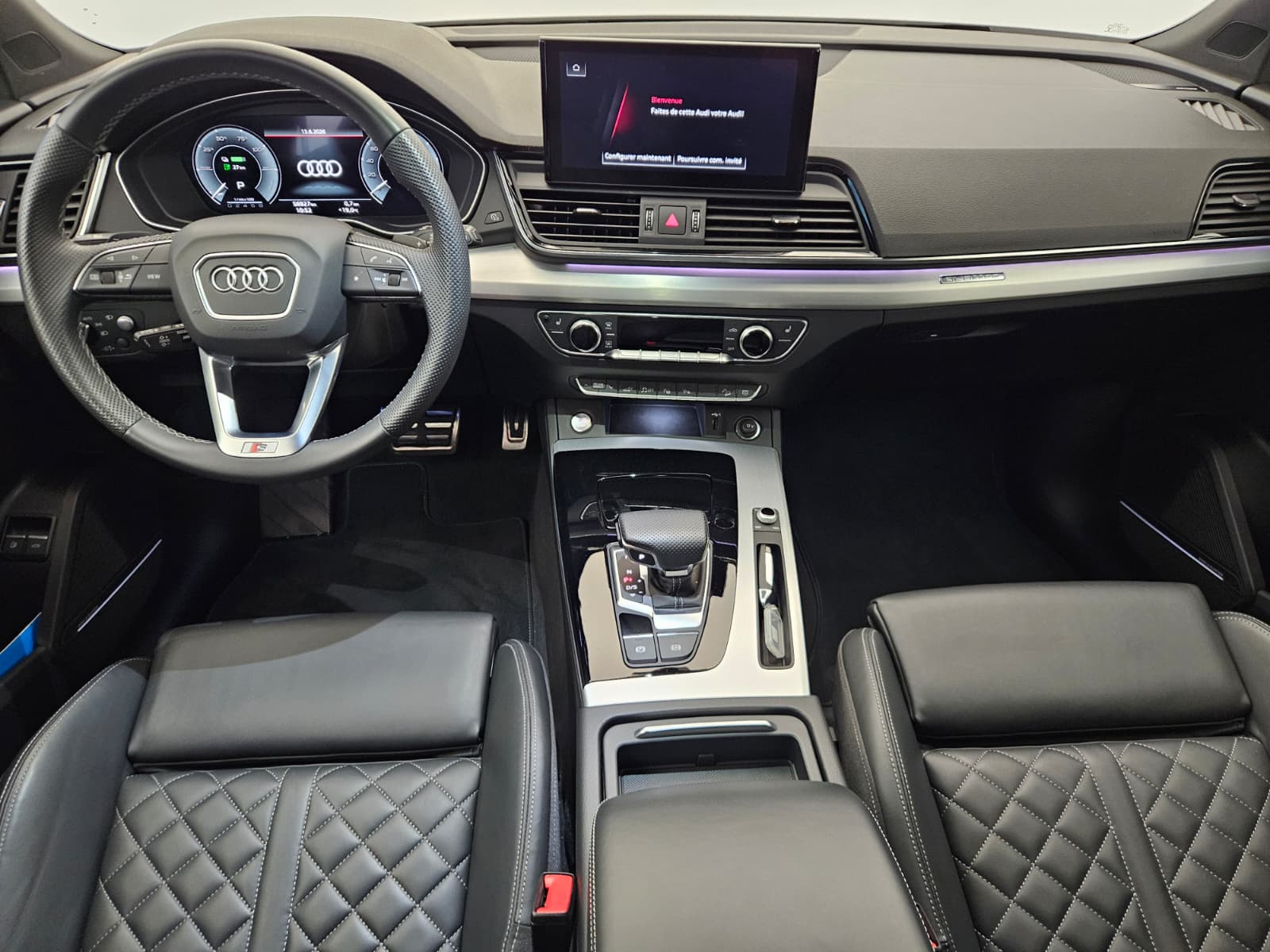 AUDI Q5 Sportback 50 TFSI e PHEV Black Edition quattro S-tronic-image-9