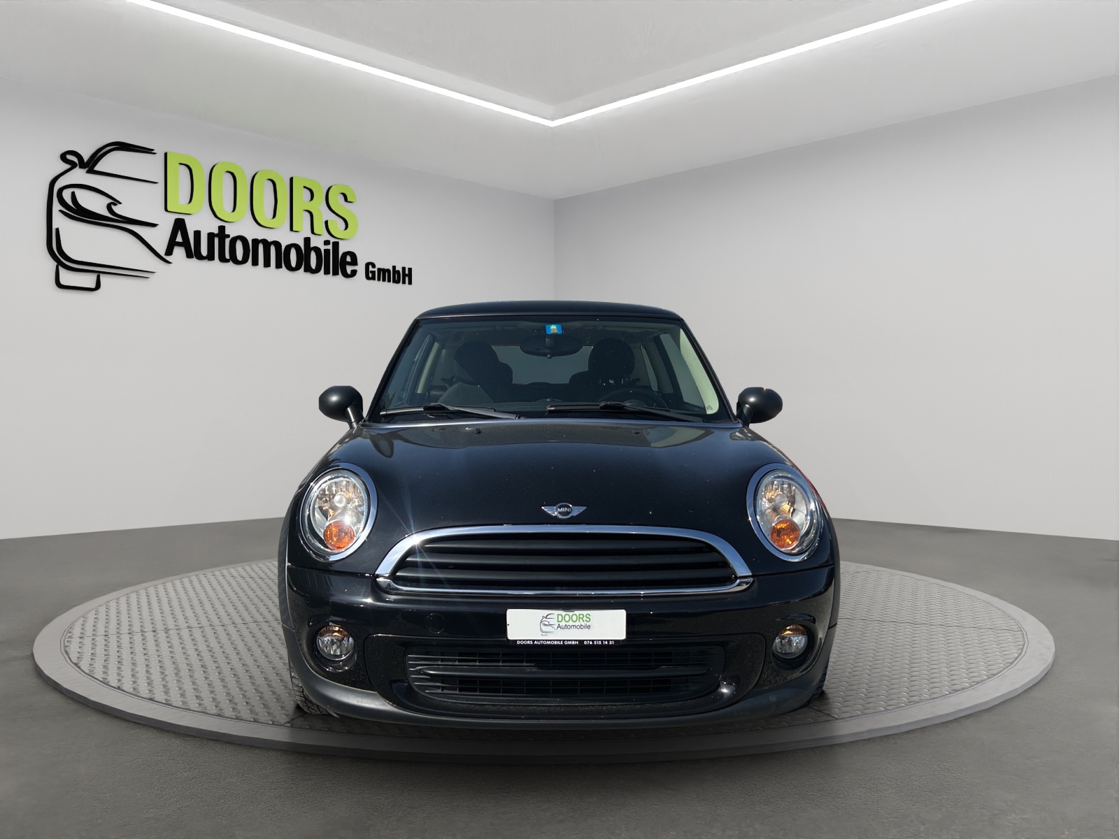 MINI One-image-2