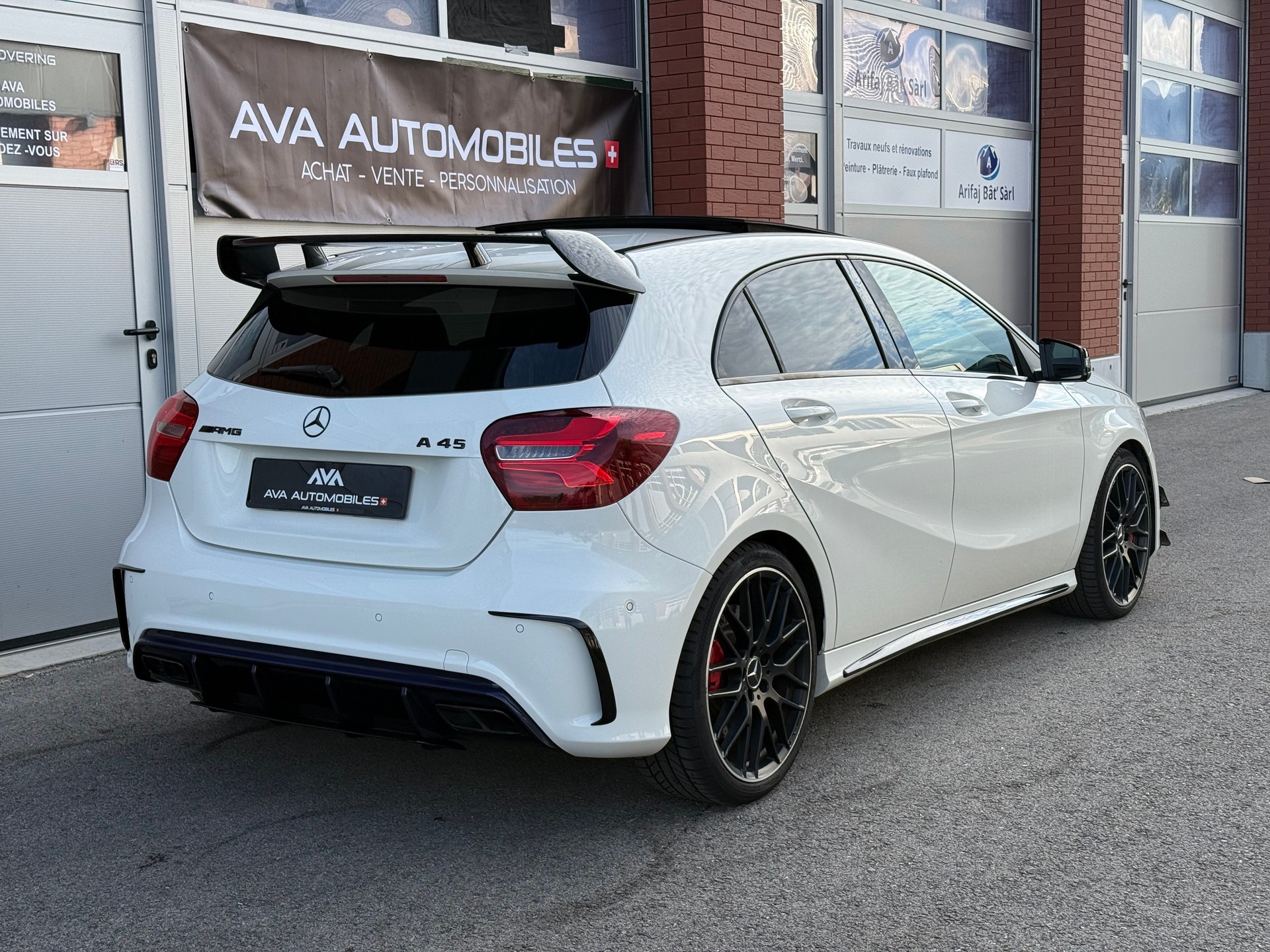 MERCEDES-BENZ A 45 AMG 4Matic Speedshift 7G-DCT-image-11