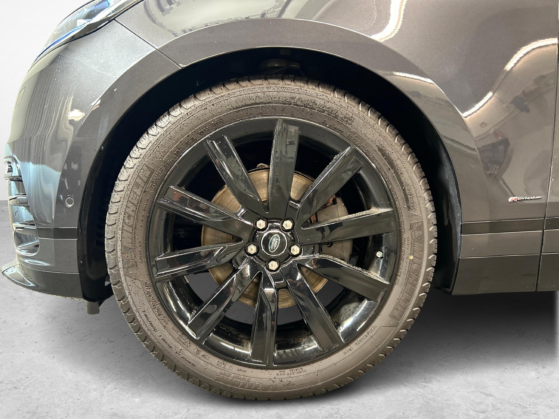 LAND ROVER Range Rover Velar 3.0 D 300 R-Dynamic S-image-11
