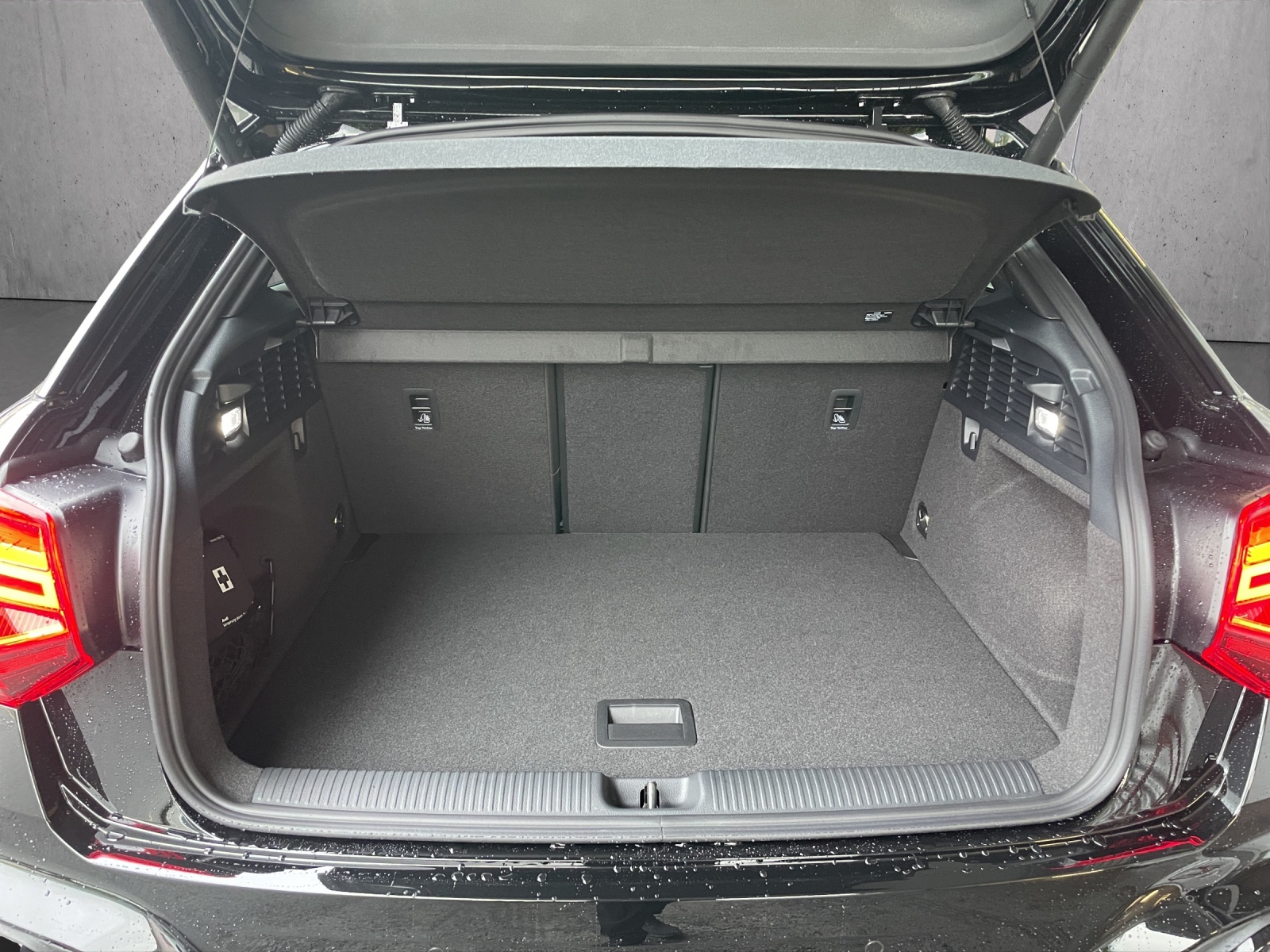AUDI Q2 40 TFSI S line Attraction quattro S-tronic-image-14