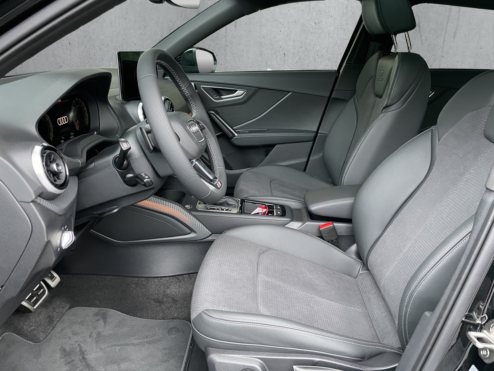 AUDI Q2 40 TFSI S line Attraction quattro S-tronic-image-6