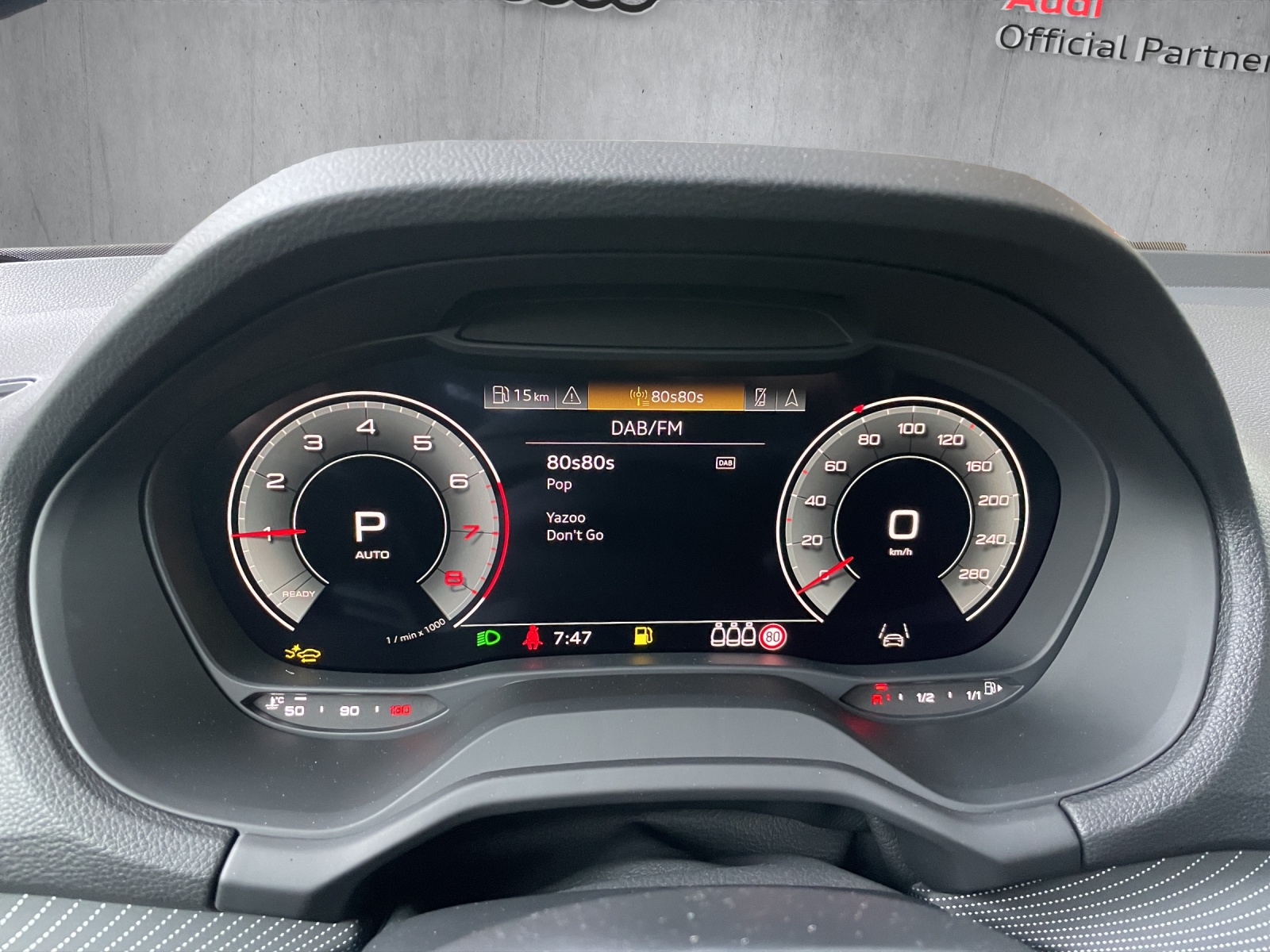 AUDI Q2 40 TFSI S line Attraction quattro S-tronic-image-10
