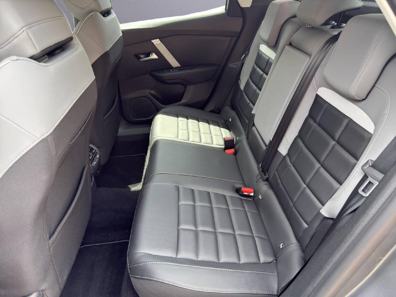 CITROEN C4 1.2 Hybrid Max-image-9