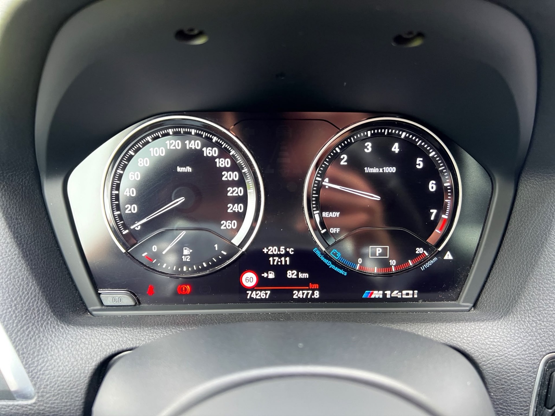 BMW M140i xDrive Steptronic-image-16