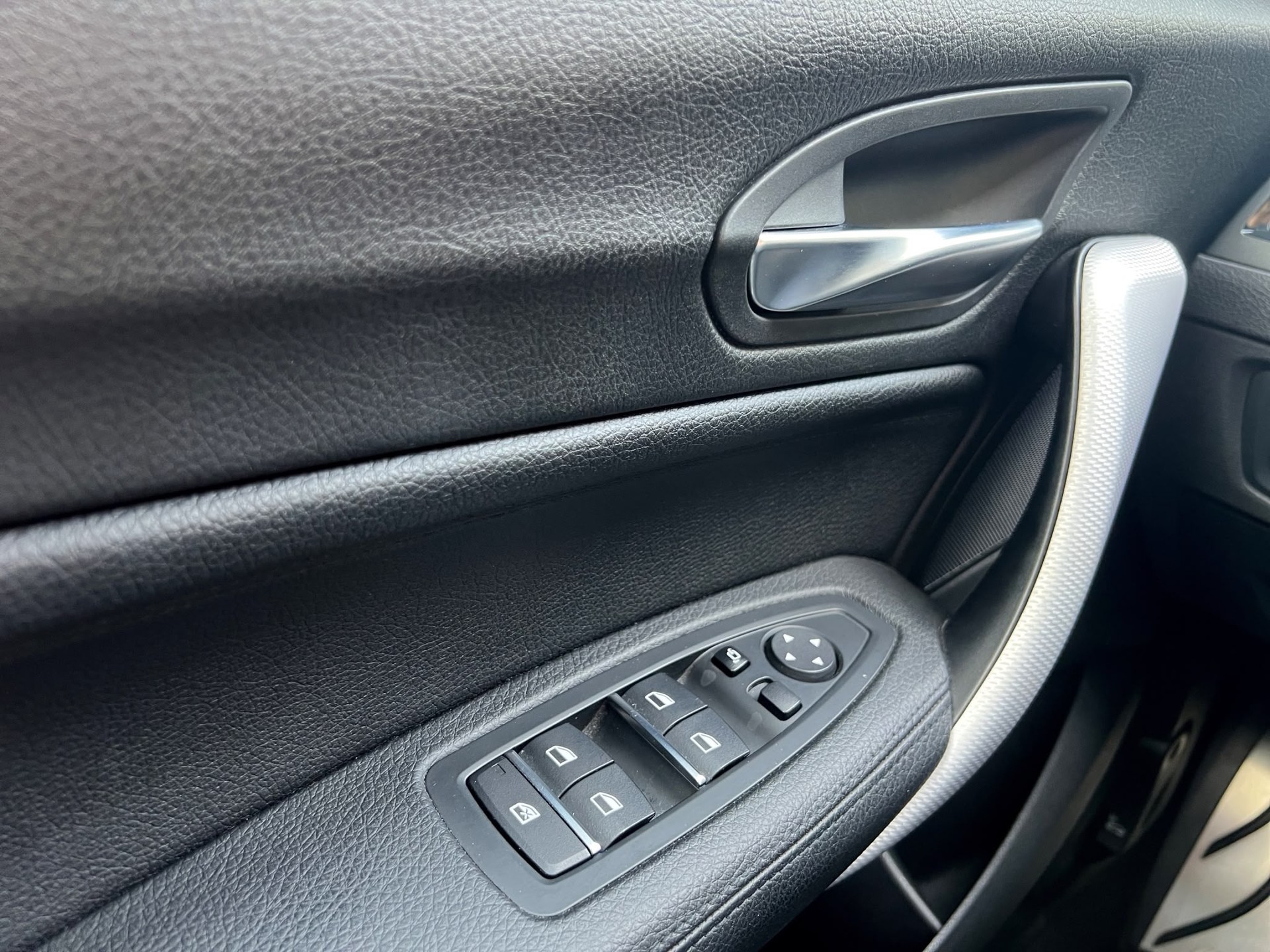 BMW M140i xDrive Steptronic-image-21