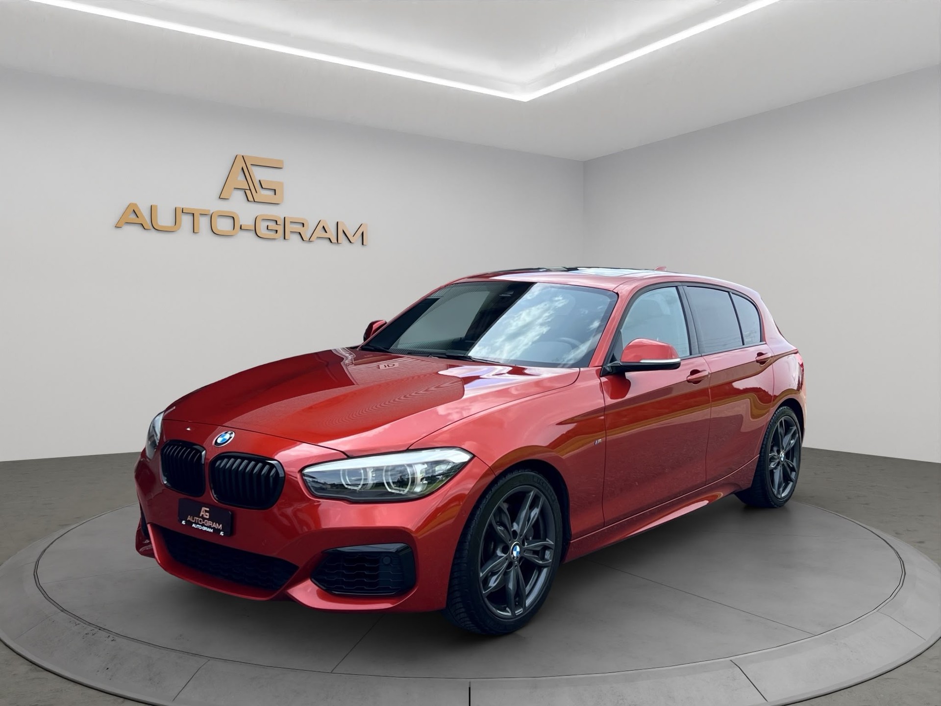 BMW M140i xDrive Steptronic-image-0