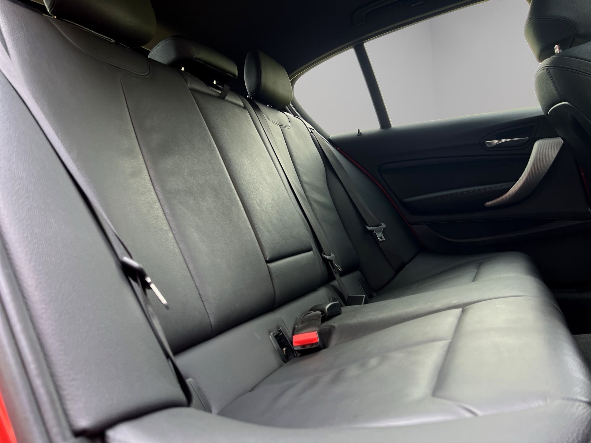 BMW M140i xDrive Steptronic-image-22