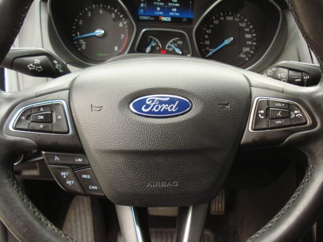 FORD Focus 1.5i EcoB SCTi 150 Titanium X-image-16