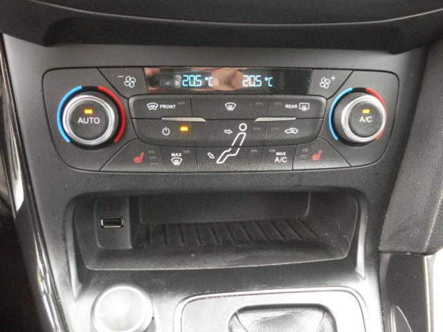 FORD Focus 1.5i EcoB SCTi 150 Titanium X-image-18