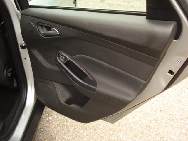 FORD Focus 1.5i EcoB SCTi 150 Titanium X-image-6