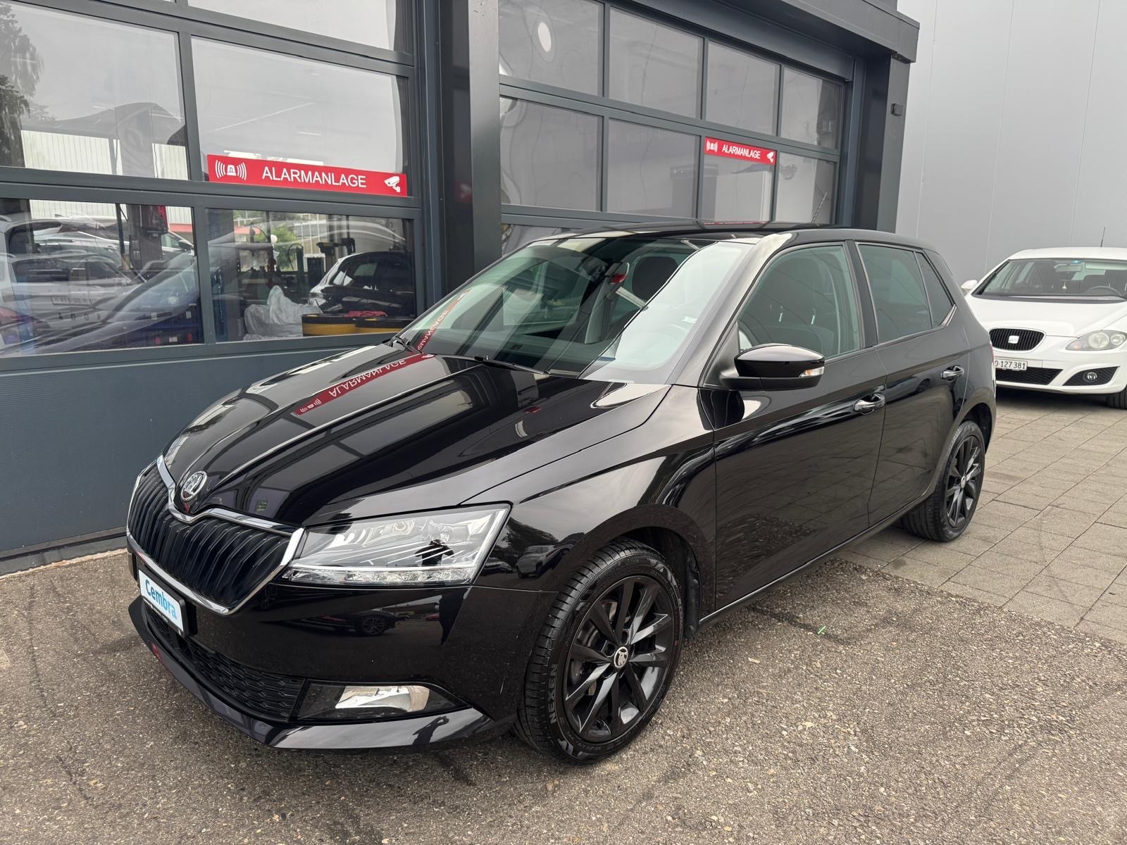 SKODA Fabia 1.0 TSI Ambition-image-1