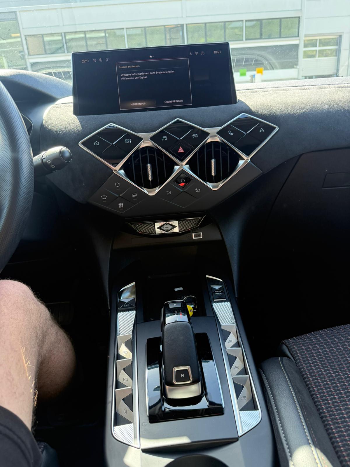DS AUTOMOBILES DS 3 1.2 PureTech Ligne Noire EAT8-image-13