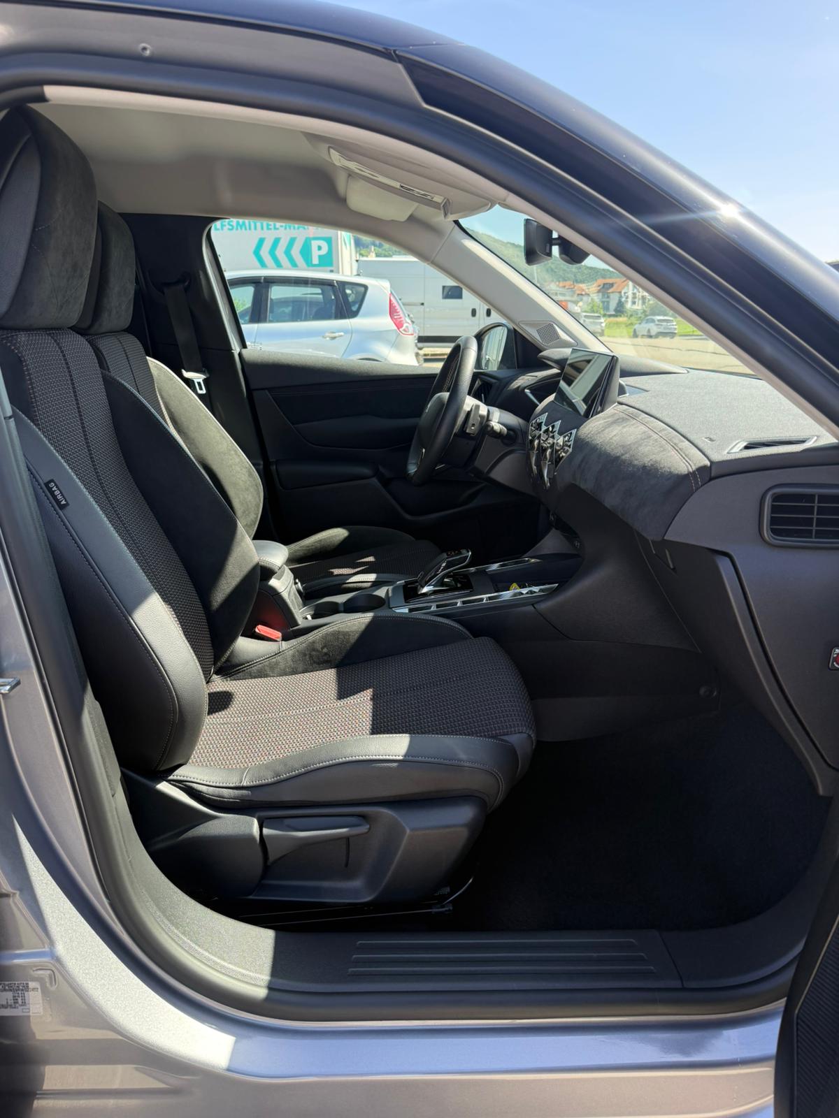 DS AUTOMOBILES DS 3 1.2 PureTech Ligne Noire EAT8-image-15