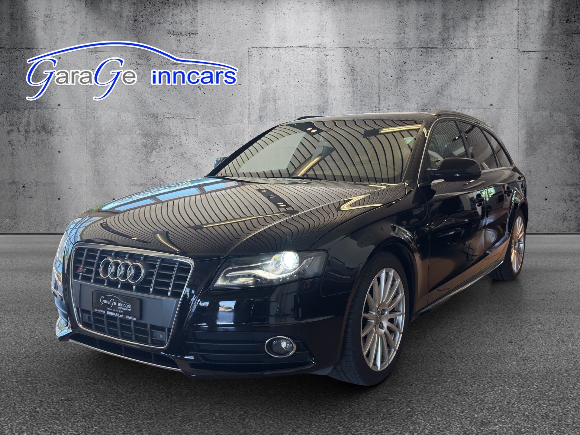 AUDI S4 Avant 3.0 TFSI quattro S-tronic-image-1