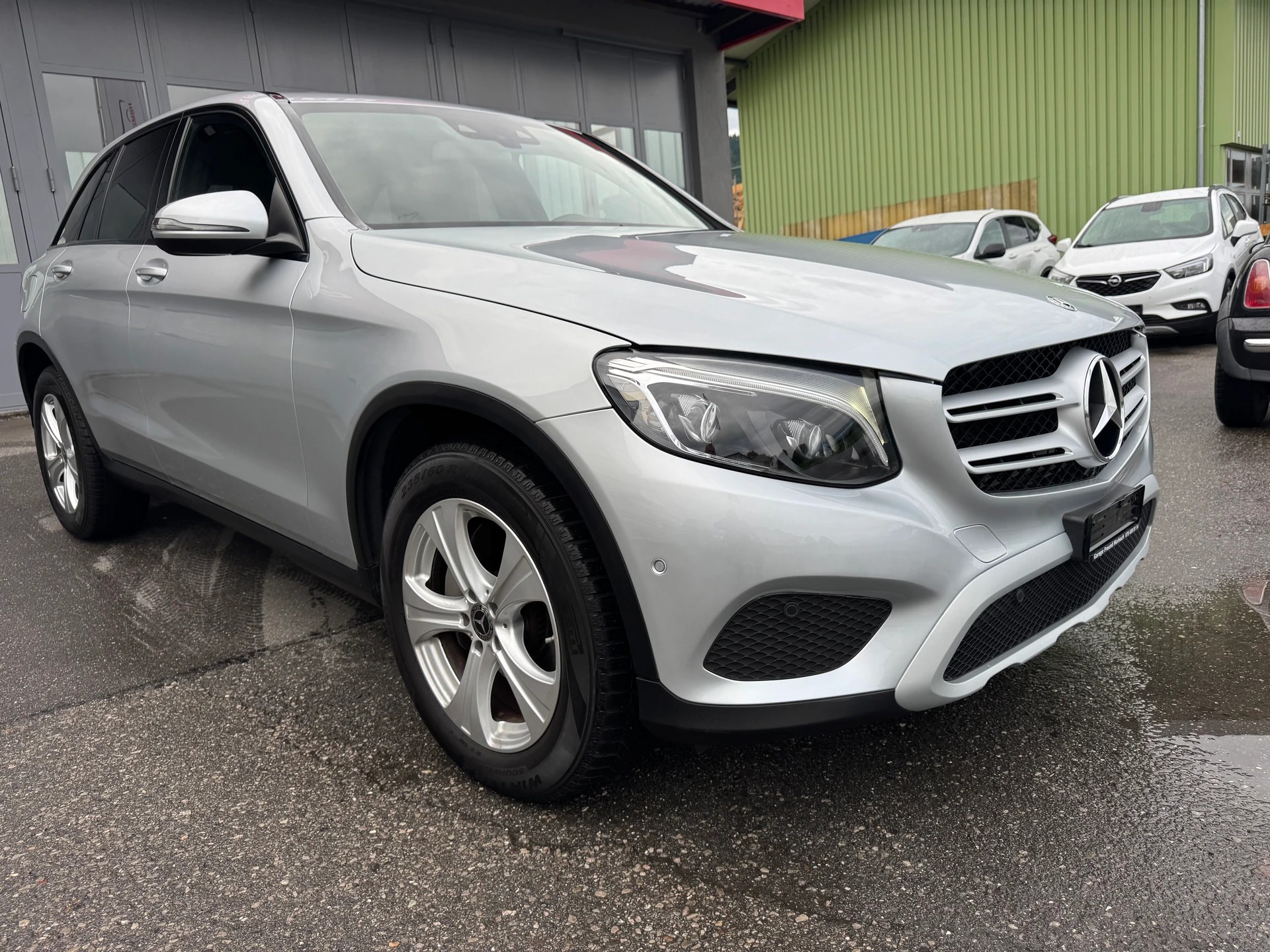 MERCEDES-BENZ GLC 250 d 4Matic 9G-Tronic-image-2