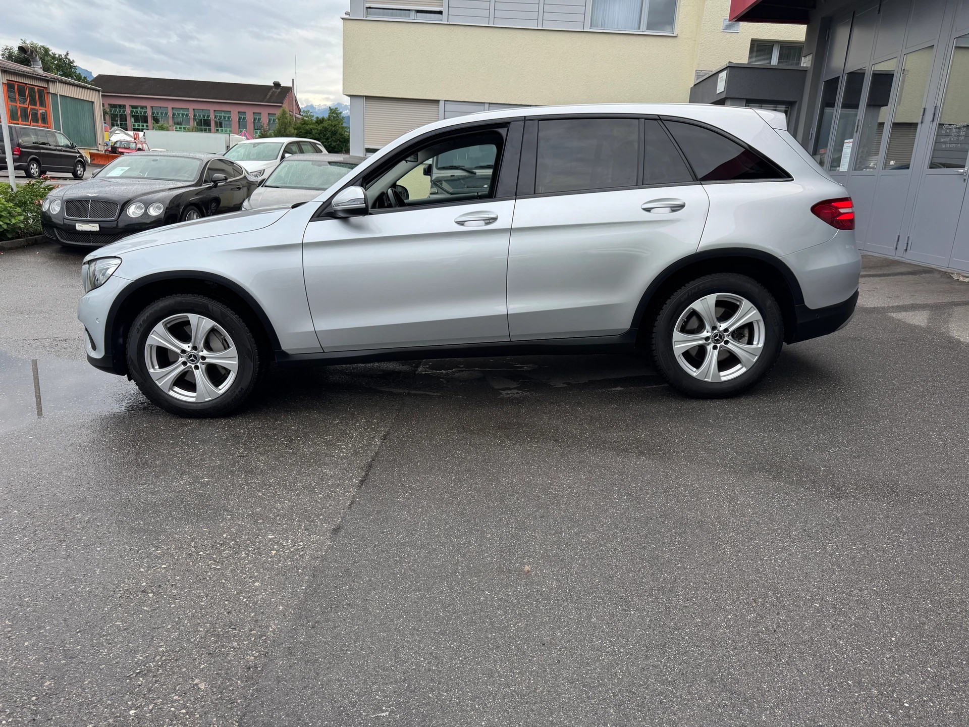 MERCEDES-BENZ GLC 250 d 4Matic 9G-Tronic-image-8