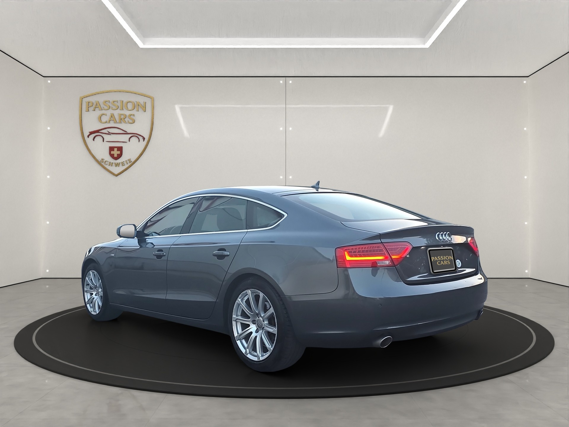 AUDI A5 Sportback 3.0 TDI S-Line-image-2
