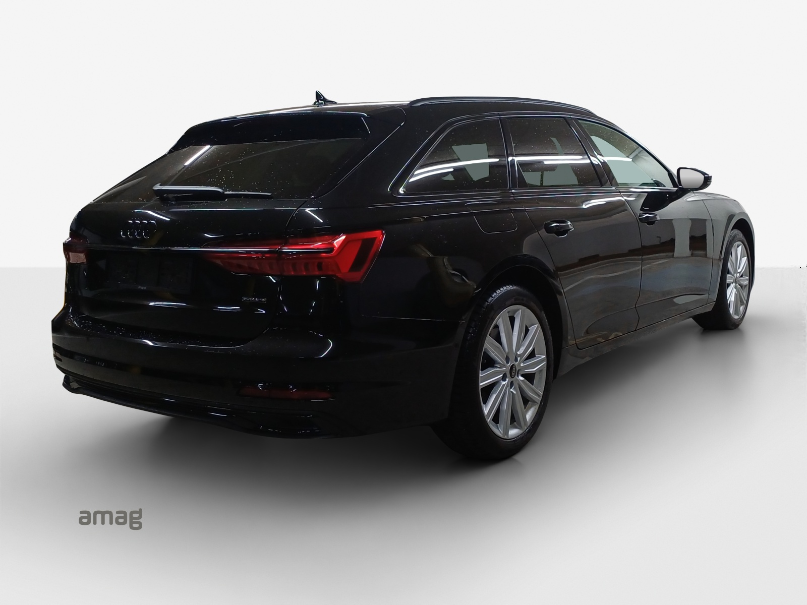 AUDI A6 Avant 50 TFSIe Attraction advanced quattro S-tronic-image-4