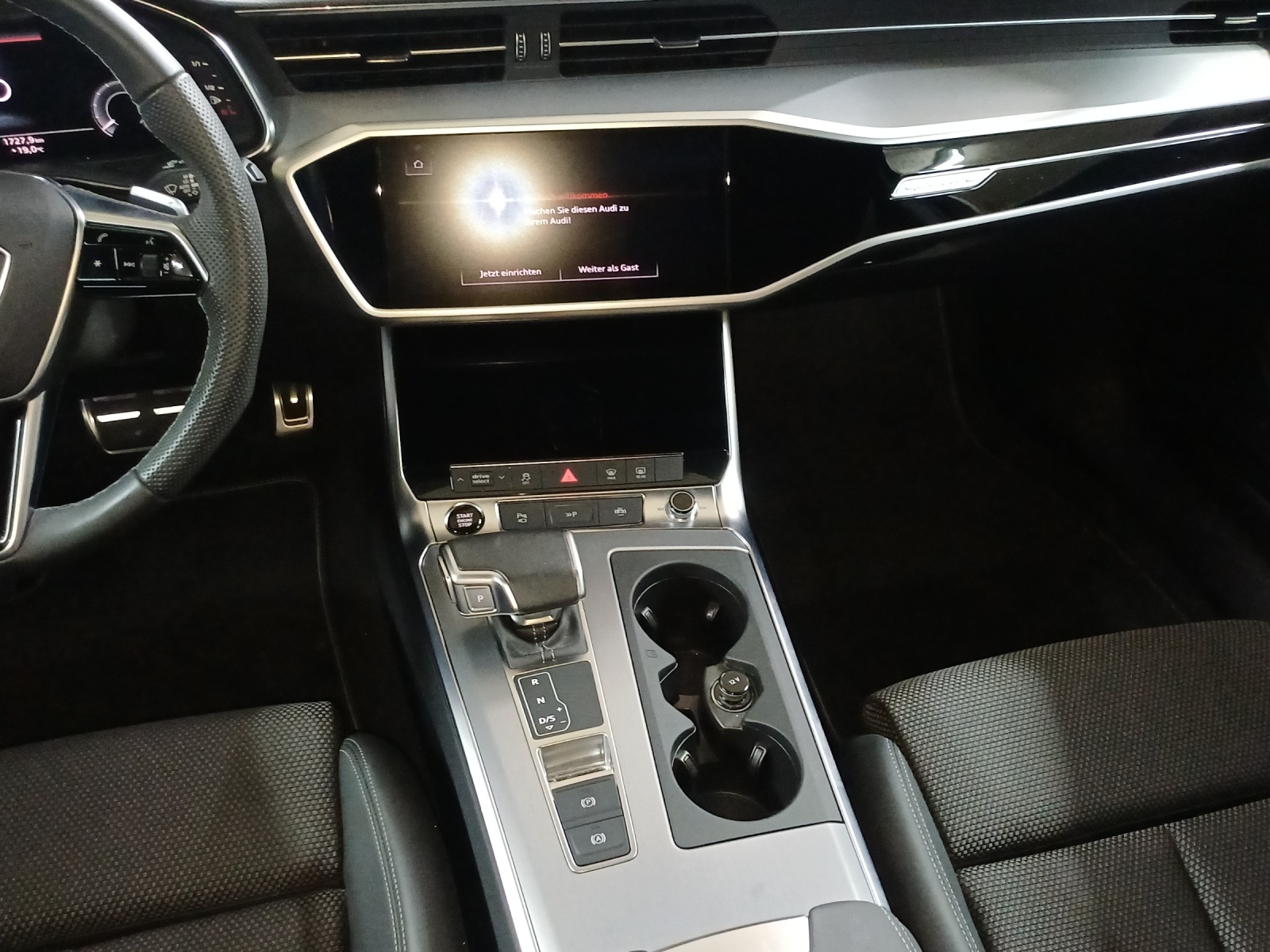 AUDI A6 Avant 50 TFSIe Attraction advanced quattro S-tronic-image-10
