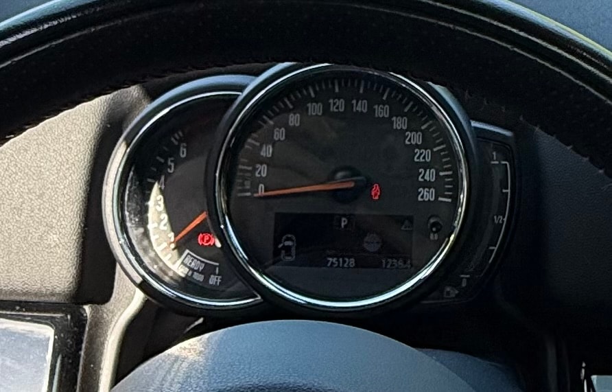 MINI 2.0i Cooper S SAG ALL4-image-14