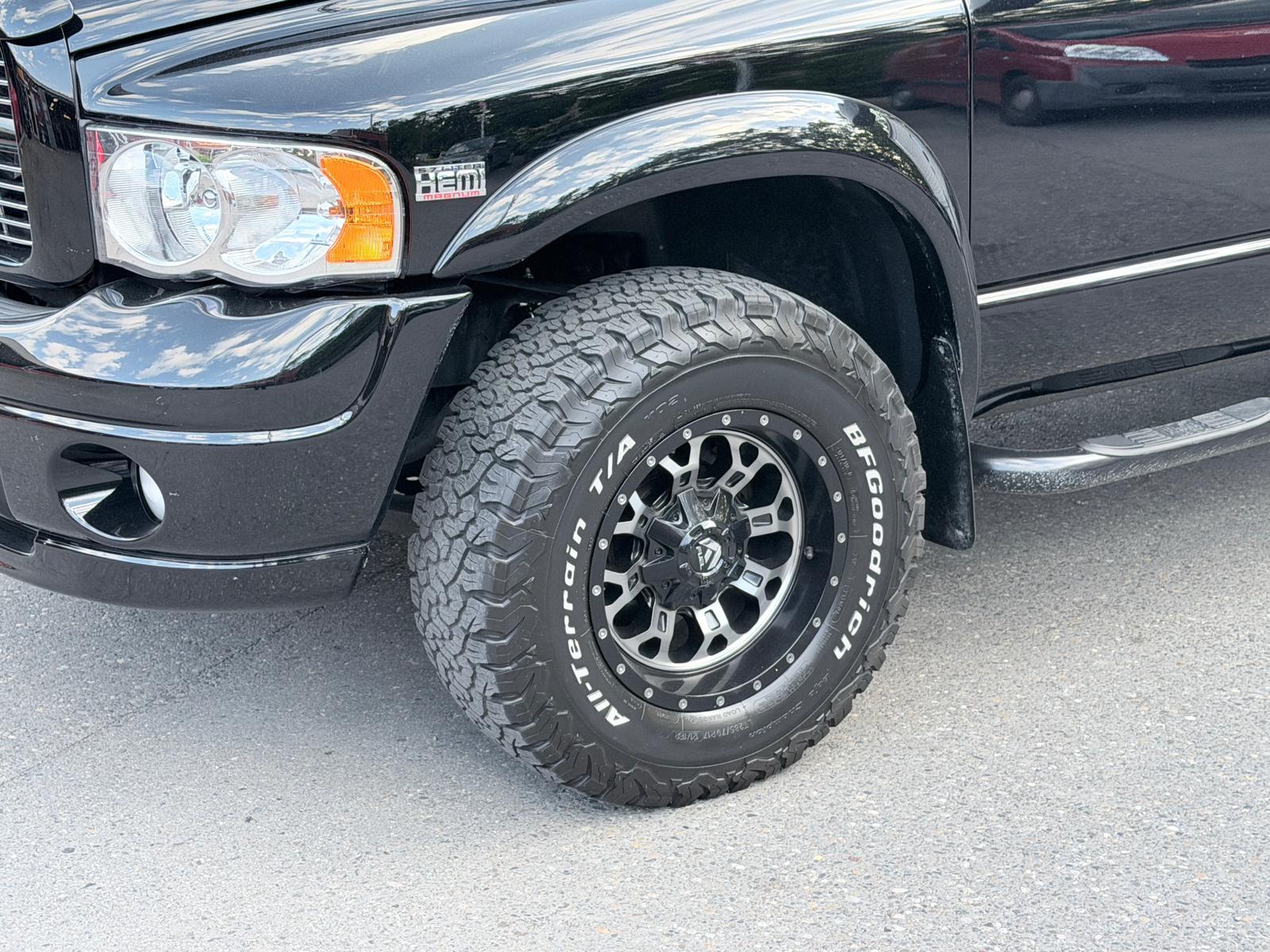 DODGE RAM 1500 QUAD CAB 5.7 HEMI V8 4x4-image-10