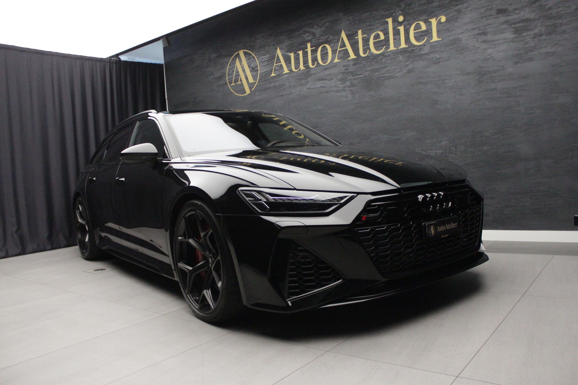 AUDI RS6 Avant 4.0 TFSI V8 Performance quattro-image-0
