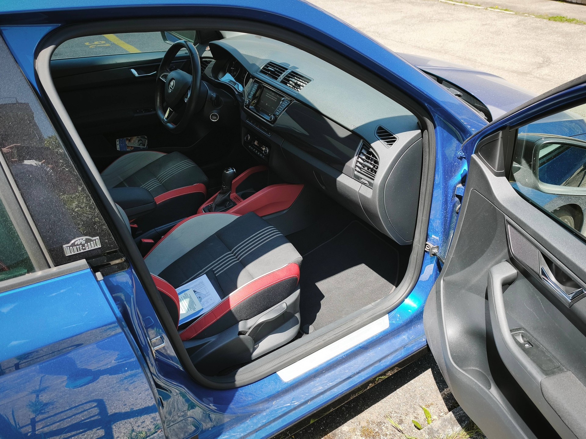 SKODA 1.2 TSI Monte Carlo DSG-image-5