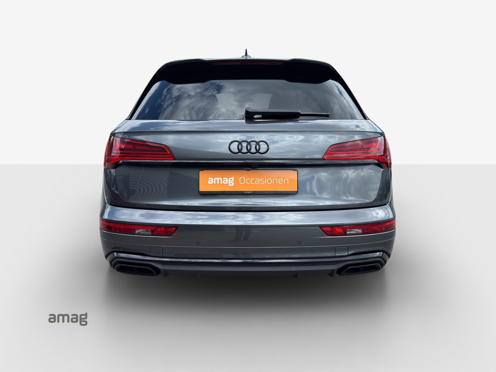 AUDI Q5 40 TDI Black Edition quattro S-tronic-showroom-element-3