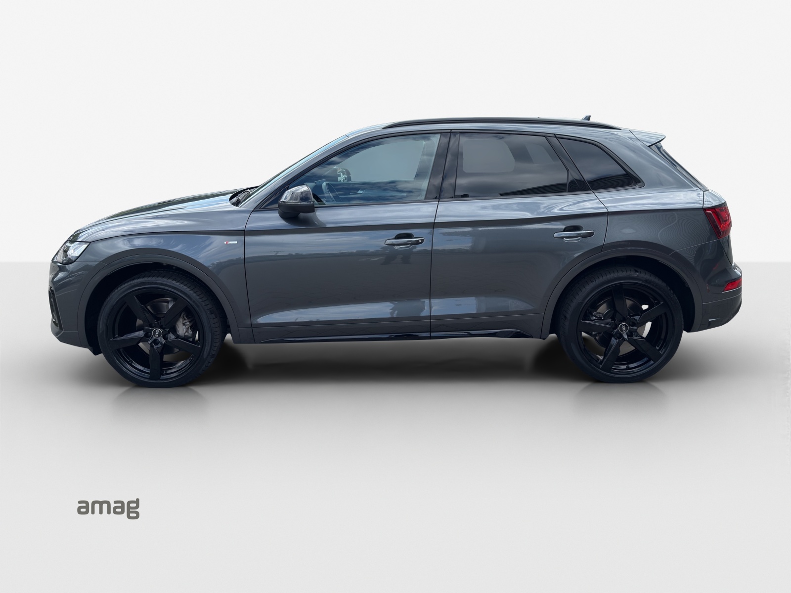 AUDI Q5 40 TDI Black Edition quattro S-tronic-image-1