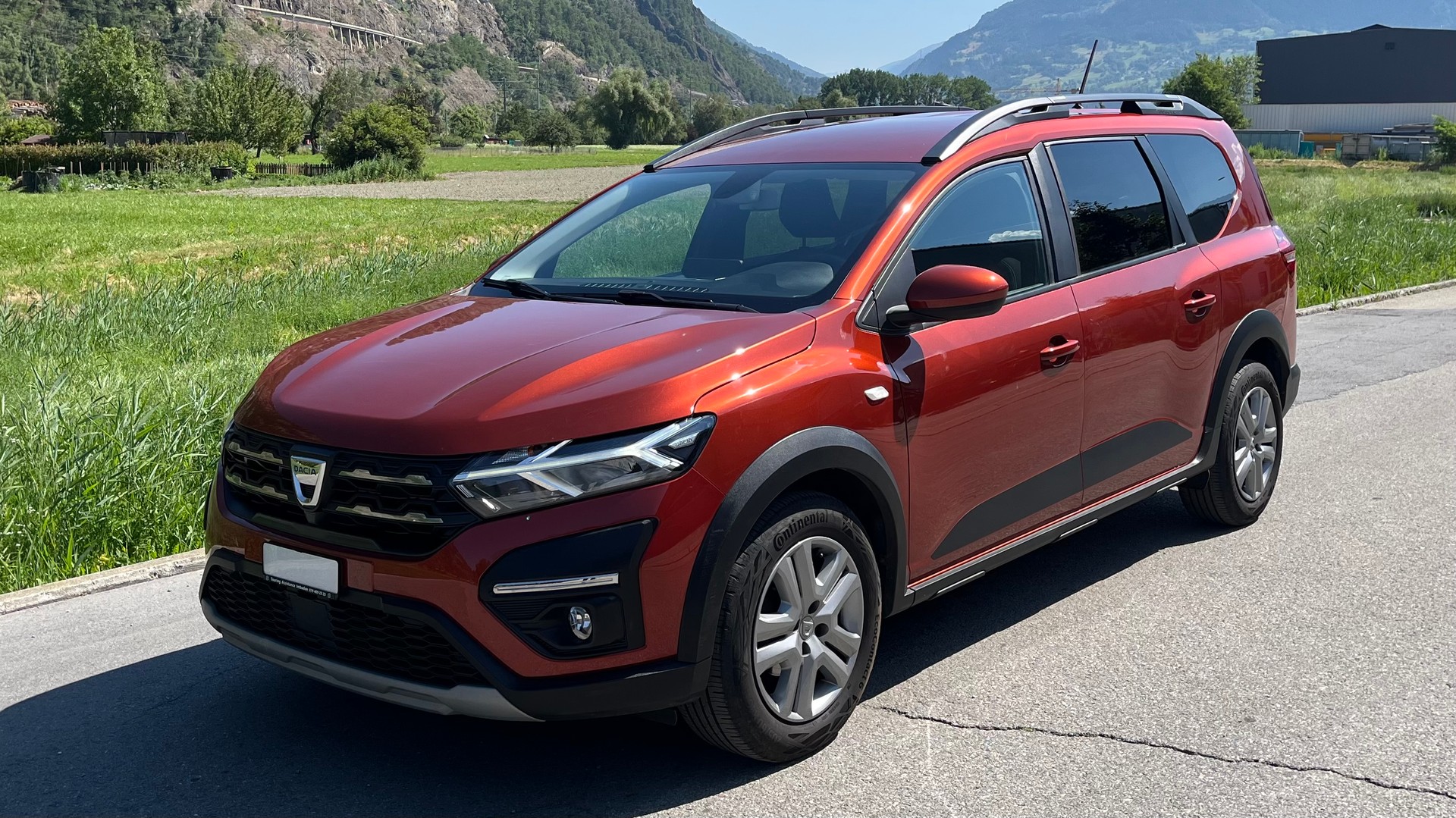 DACIA Jogger TCe 110 Comfort-image-0
