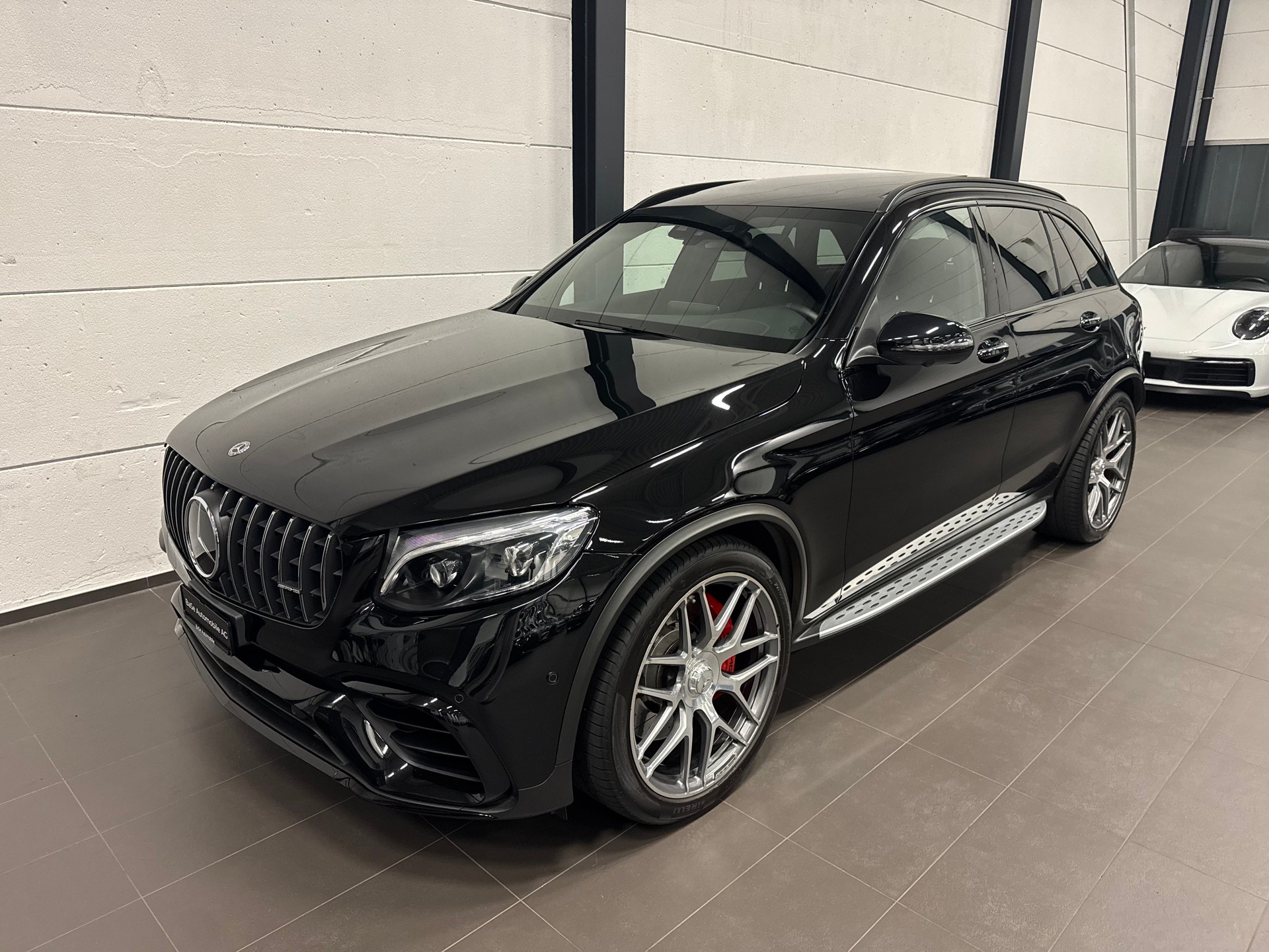 MERCEDES-BENZ GLC 63 S AMG 4Matic+ 9G-Tronic-image-2