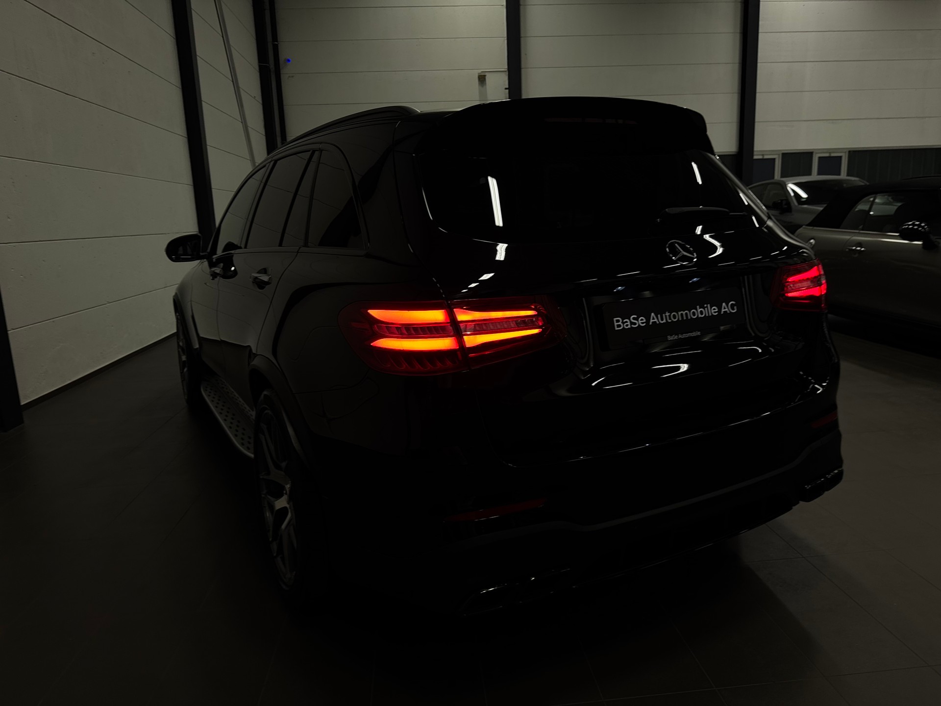 MERCEDES-BENZ GLC 63 S AMG 4Matic+ 9G-Tronic-image-15