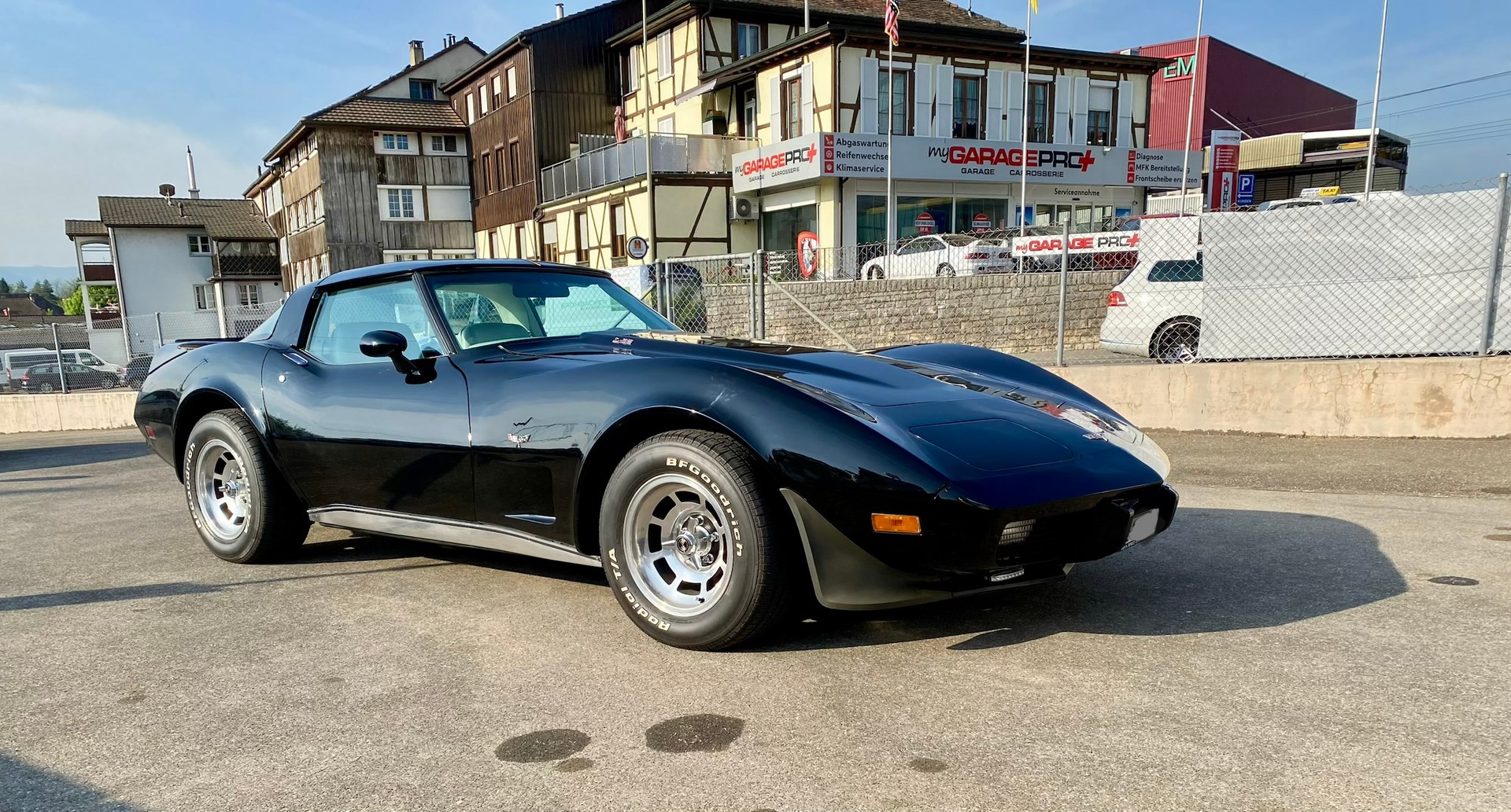 CHEVROLET CORVETTE-image-1
