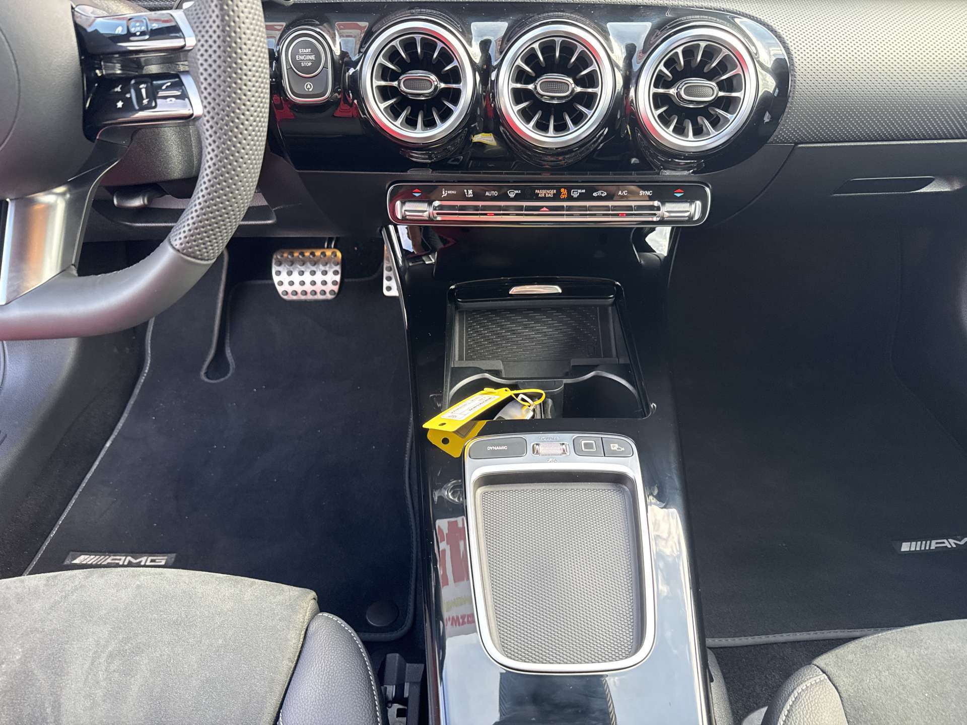 MERCEDES-BENZ A 200 AMG-Line Advanced Plus DCT-Automat-image-11