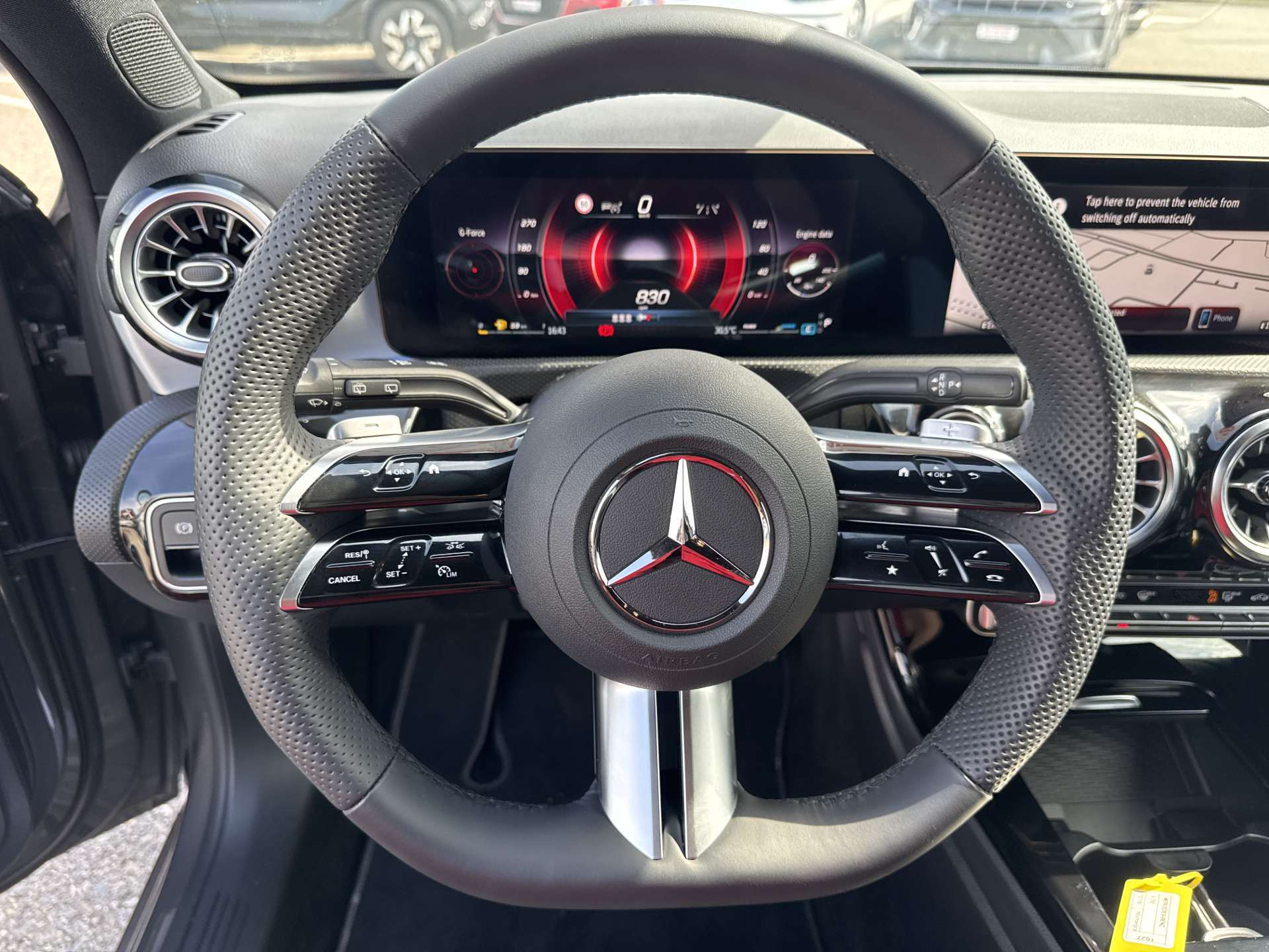 MERCEDES-BENZ A 200 AMG-Line Advanced Plus DCT-Automat-image-15