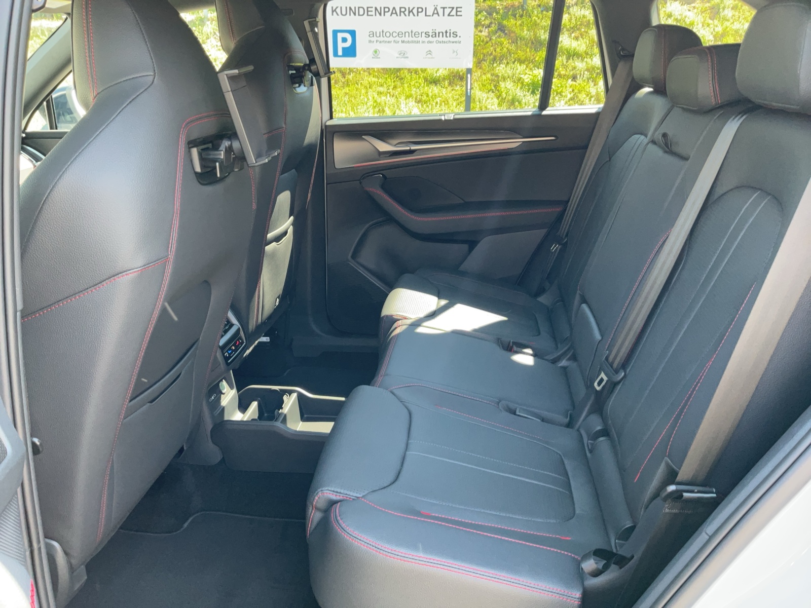 SKODA Kodiaq 2.0 TSI RS 4x4-image-10