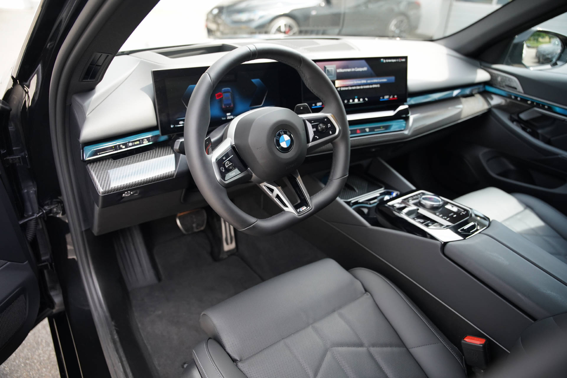 BMW 540d xDrive 48V M Sport-image-6
