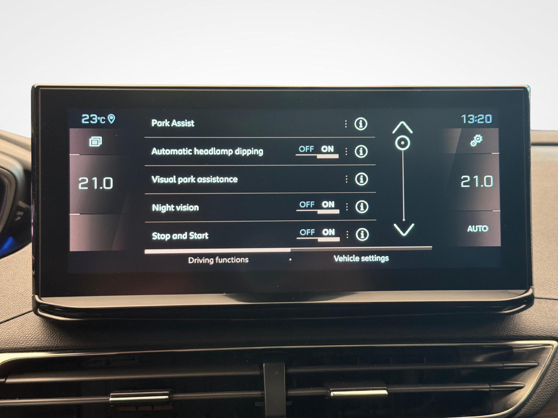 PEUGEOT 5008 1.6 PureTech GT Pack-image-20