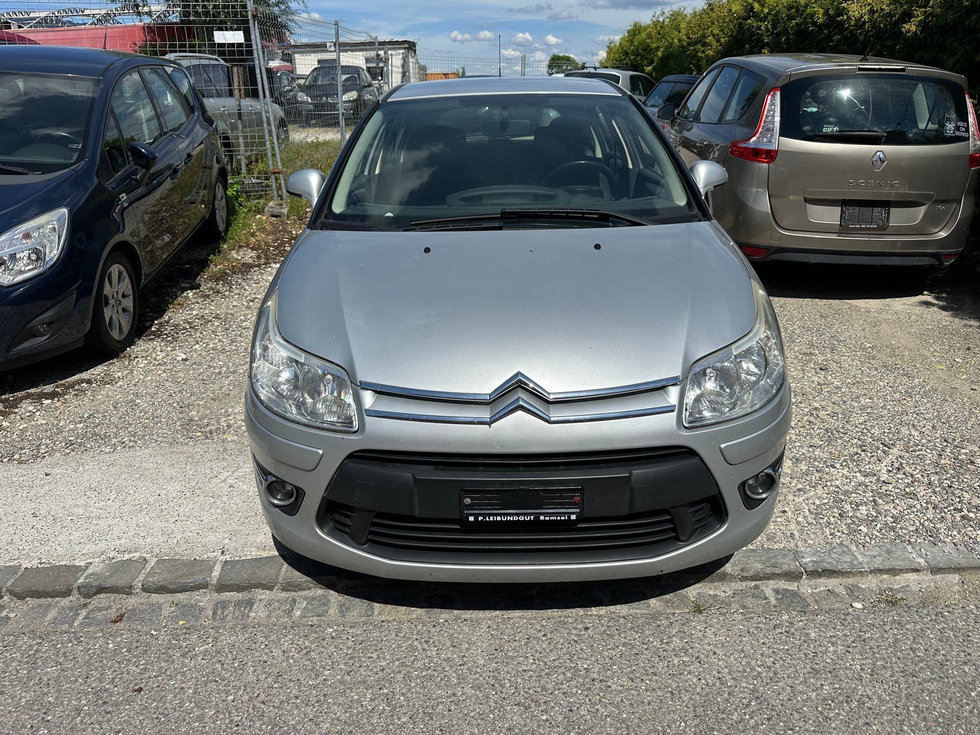CITROEN C4 Berline 1.6i 16V VTR (Pack)-image-0