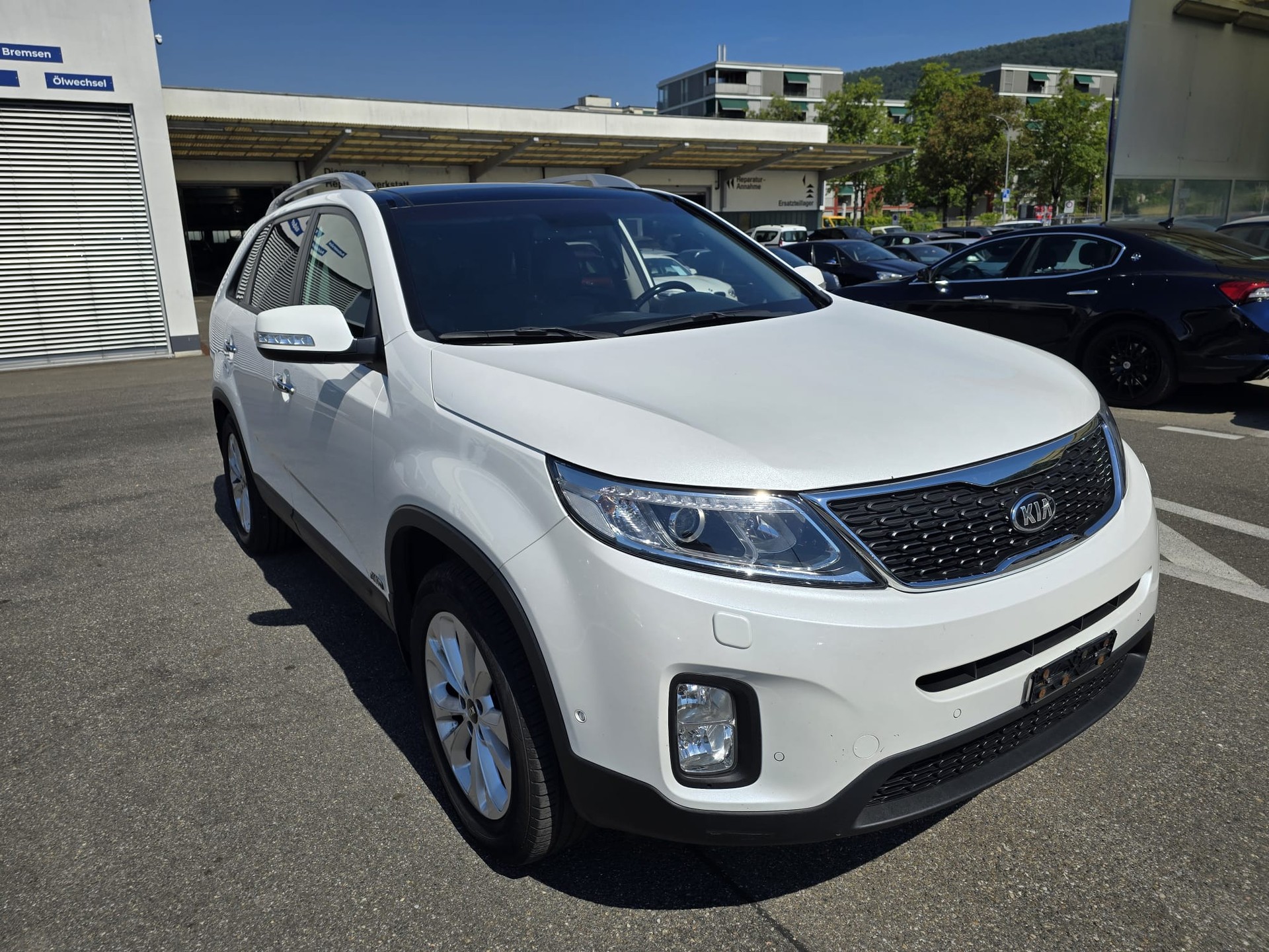 KIA Sorento 2.2 CRDI LX Automatic-image-3