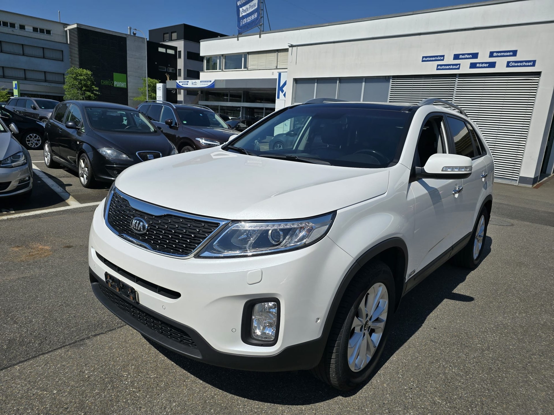 KIA Sorento 2.2 CRDI LX Automatic-image-0