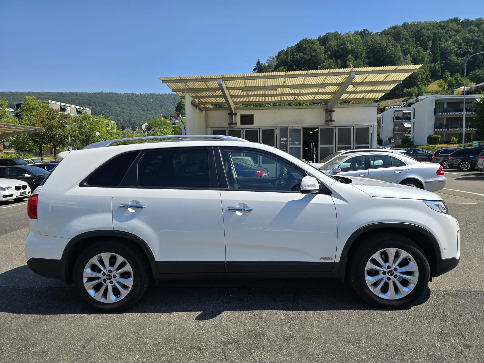 KIA Sorento 2.2 CRDI LX Automatic-image-2