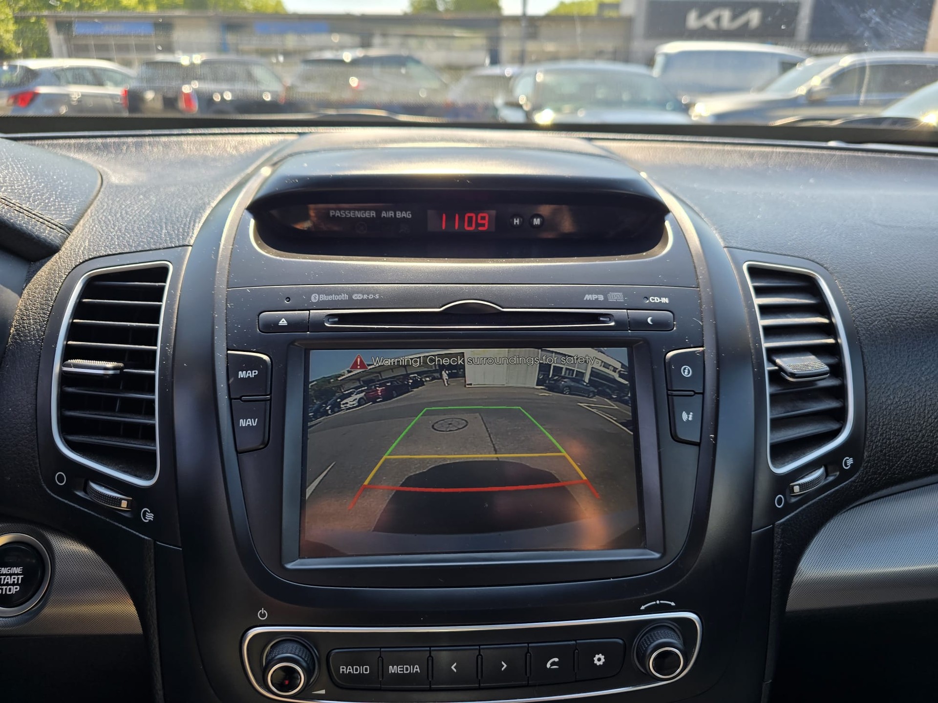 KIA Sorento 2.2 CRDI LX Automatic-image-17