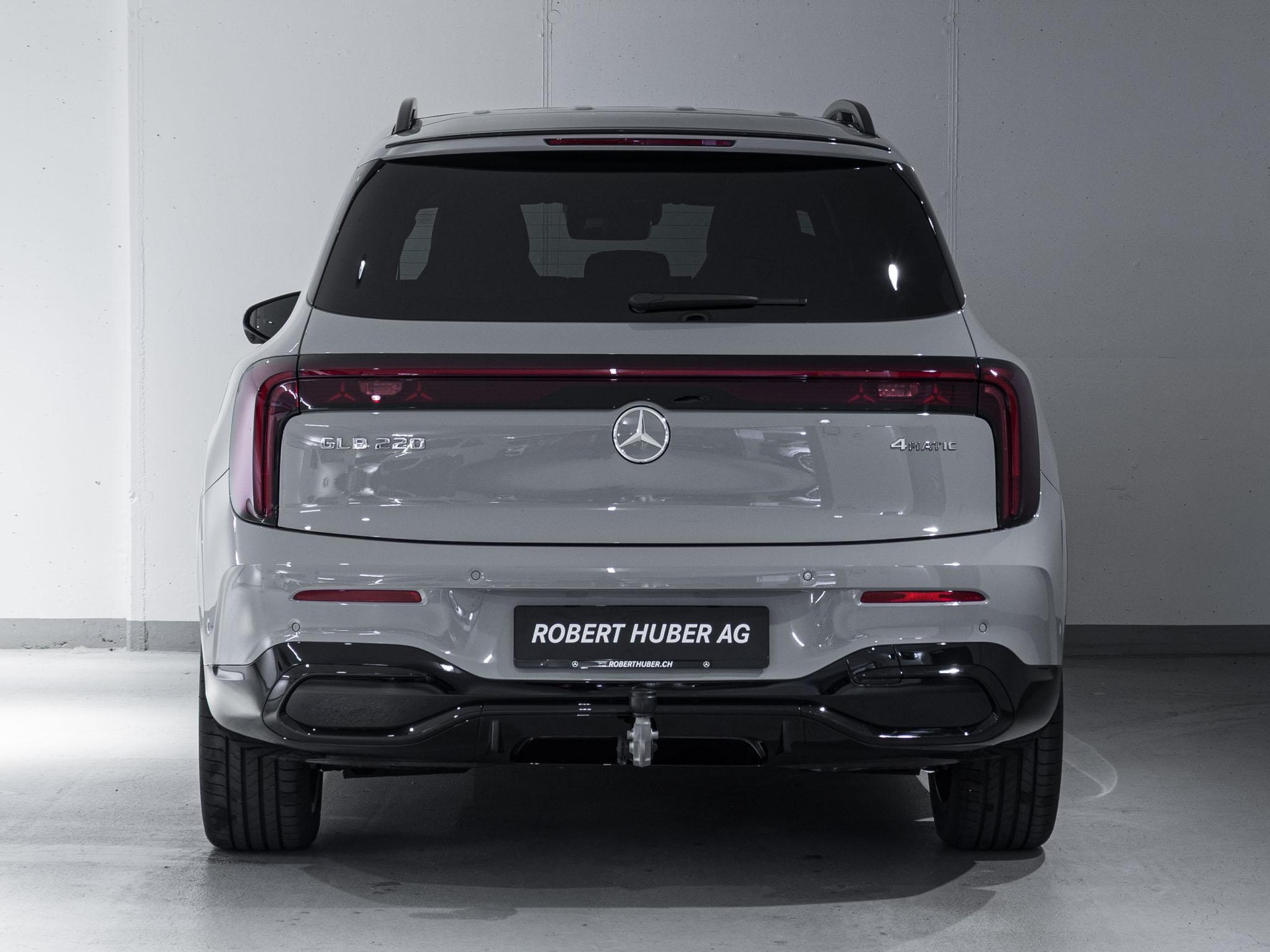 MERCEDES-BENZ GLB 220 4MATIC-image-5