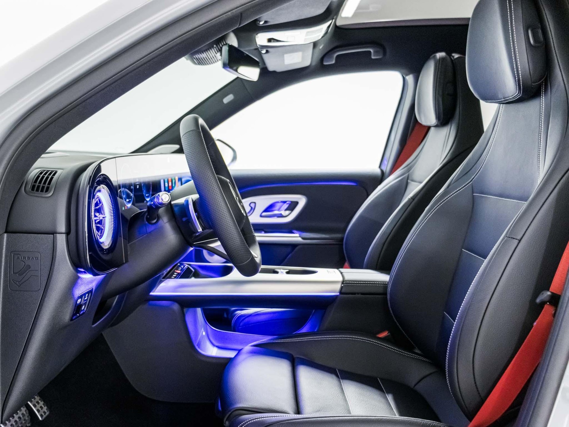 MERCEDES-BENZ GLB 220 4MATIC-image-6