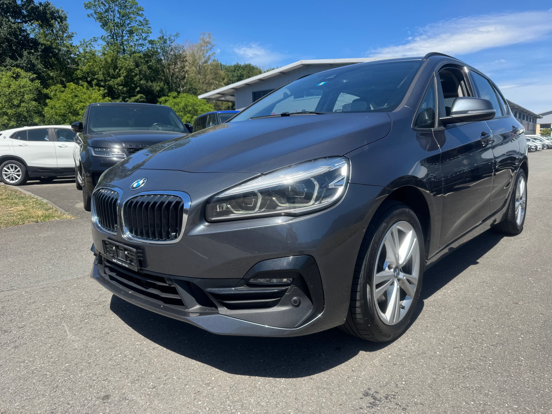 BMW 218d xDrive Active Tourer Steptronic-image-1