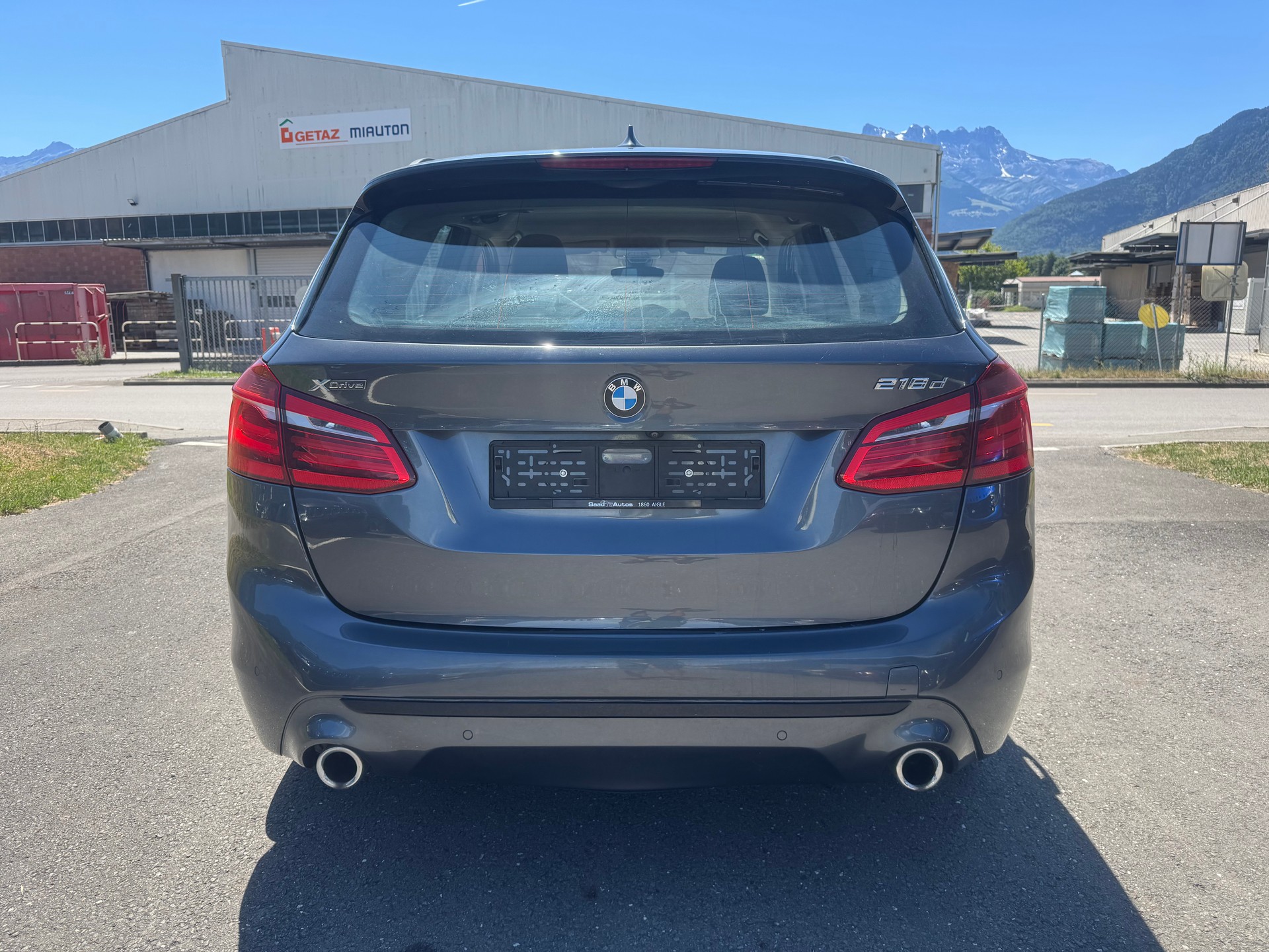 BMW 218d xDrive Active Tourer Steptronic-image-6